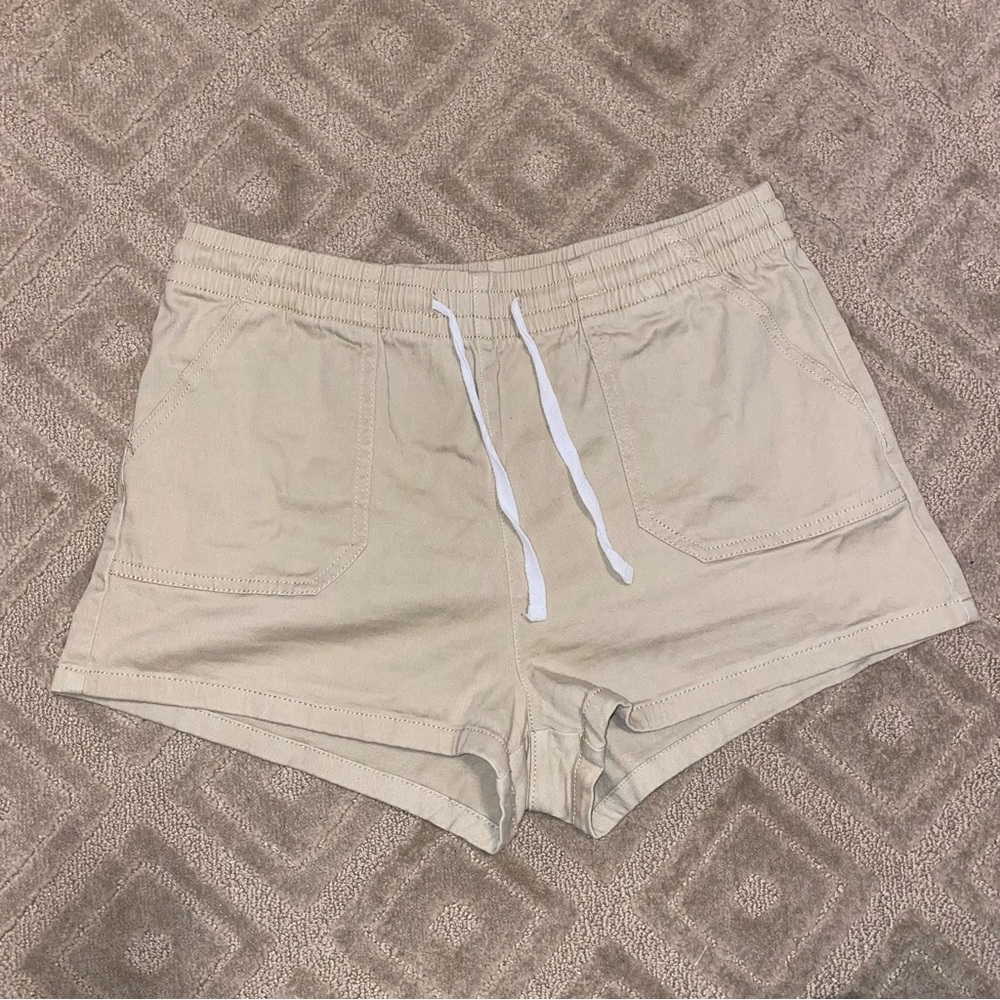 Bluenotes 31" Waist Tan High Rise Jogger Shorts with Drawstring